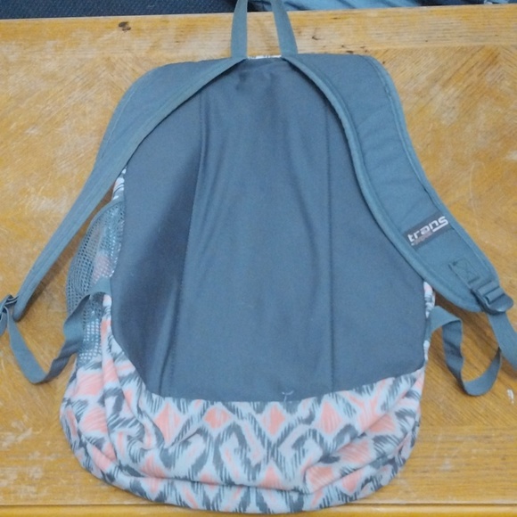 Bookbag/backpack - Picture 2 of 4